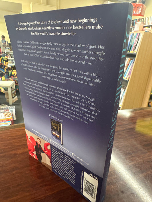 Danielle Steel Nine Lives back cover