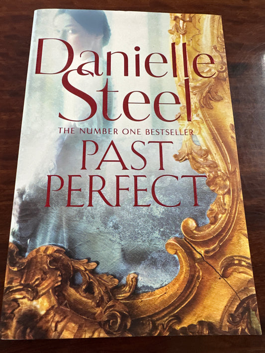 Danielle Steel Past Perfect cover
