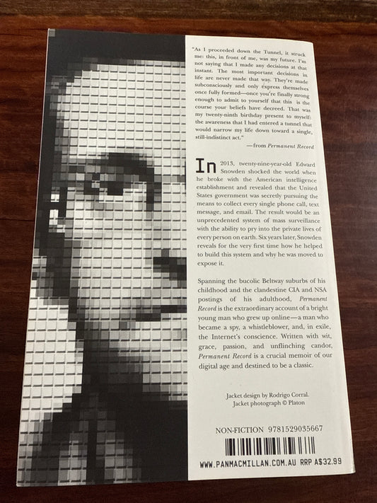 Edward Snowden Permanent Record back cover