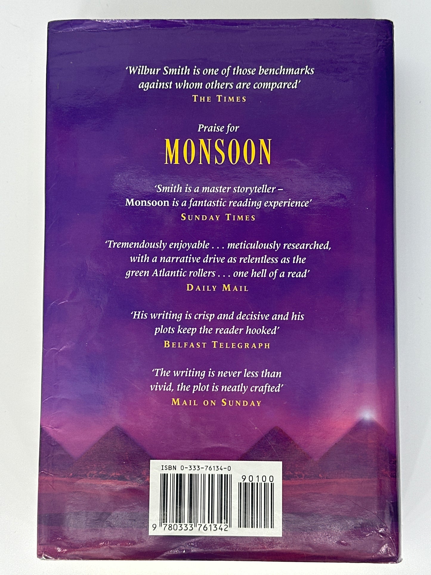 Wilbur Smith Warlock back cover image