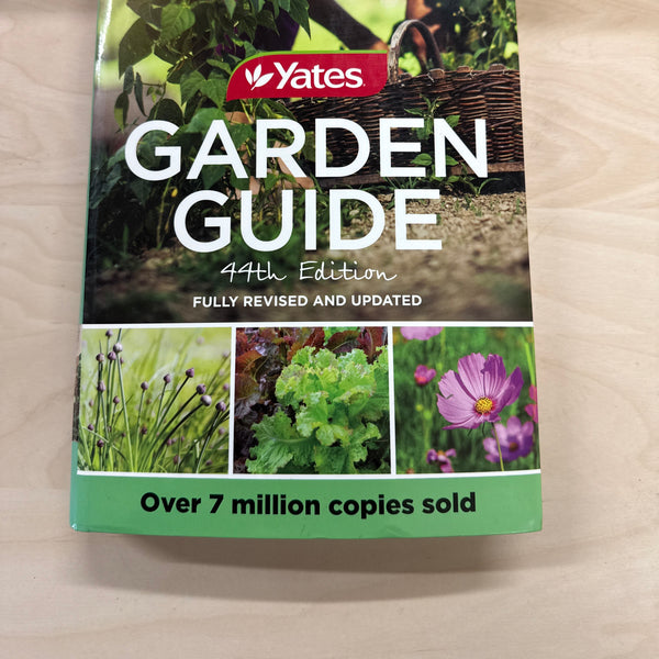 Yates Garden Guide 2015