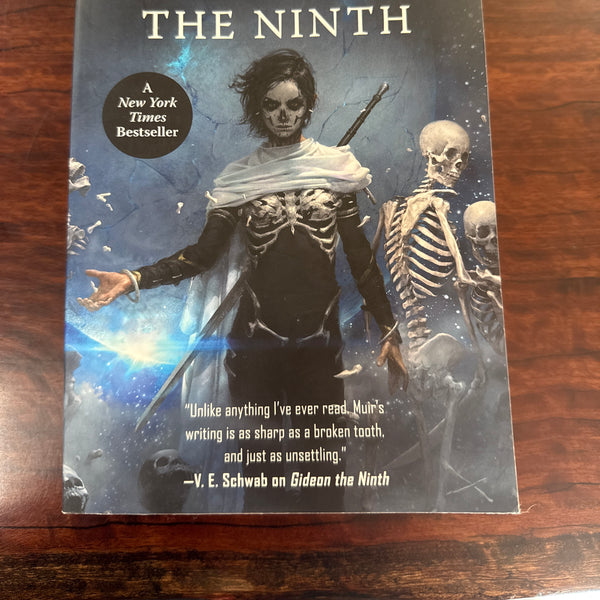 Harrow the Ninth (The Locked Tomb Series, 2)