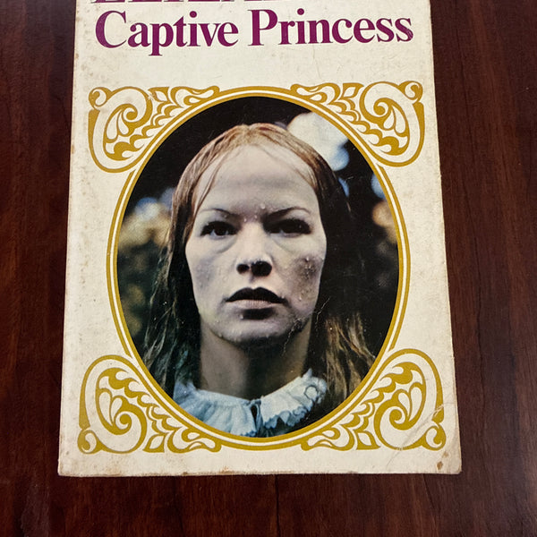 Elizabeth: Captive Princess (Elizabeth Trilogy #2)