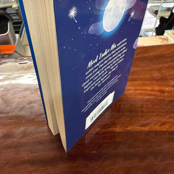 Zadie Ma and the Dog Who Chased the Moon