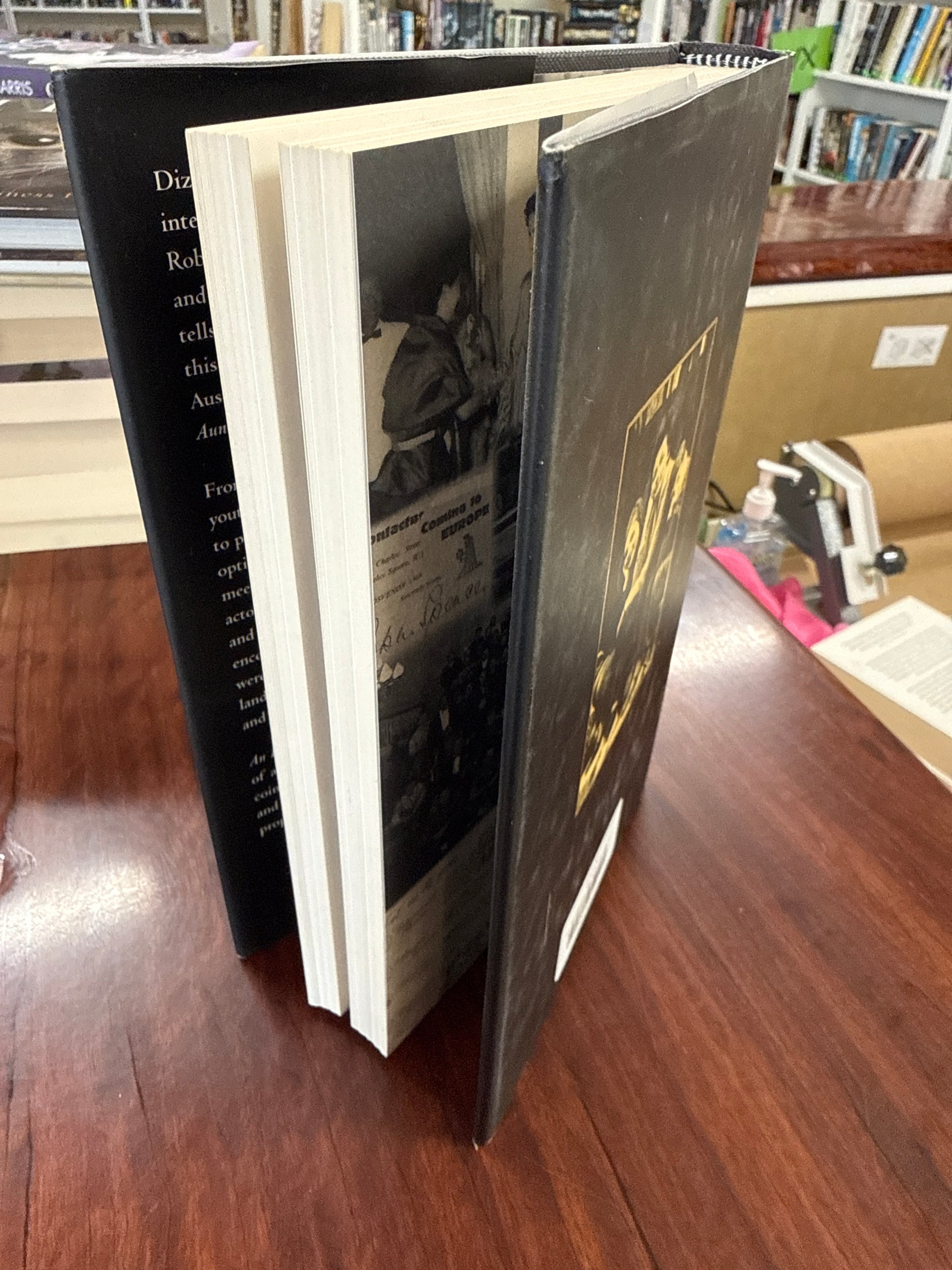 An Incidental Memoir (Hardcover)