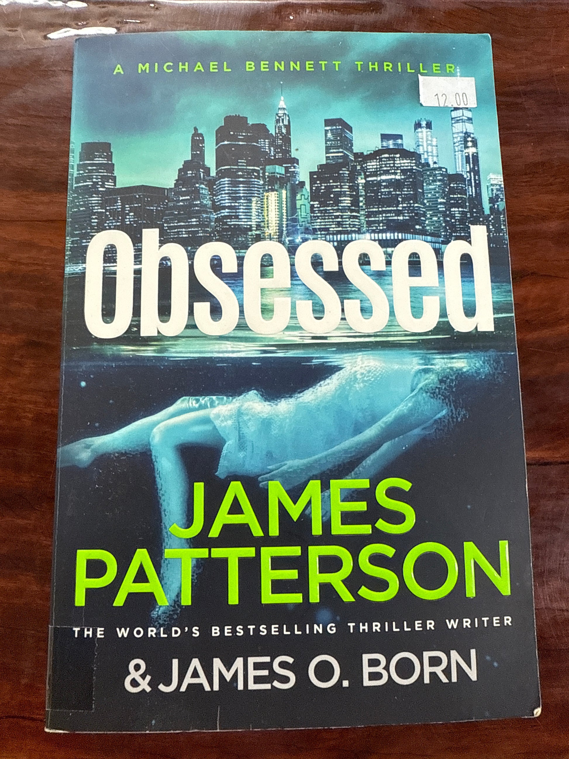 Obsessed (Michael Bennett #15)