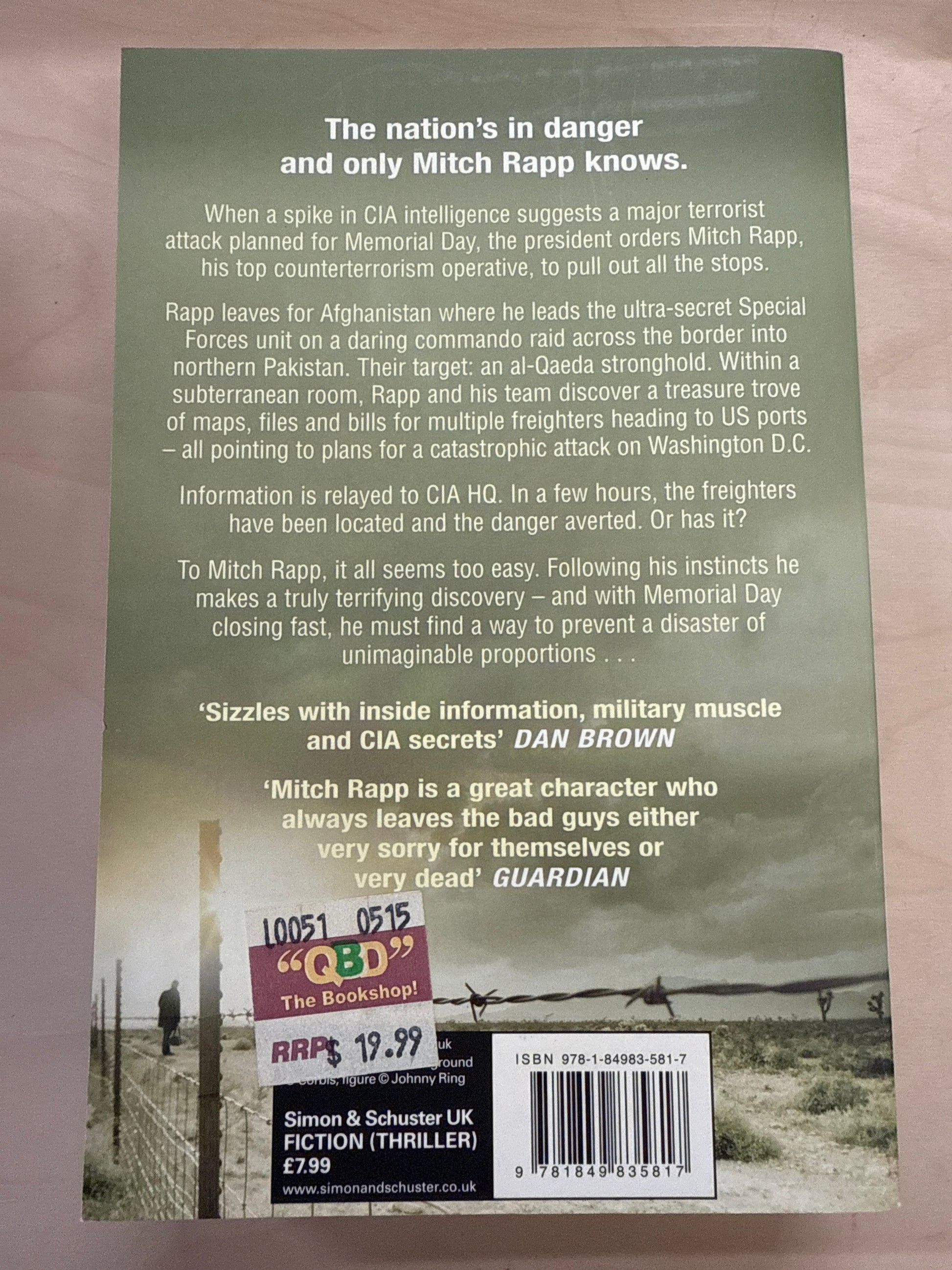 Memorial Day (Mitch Rapp #7)