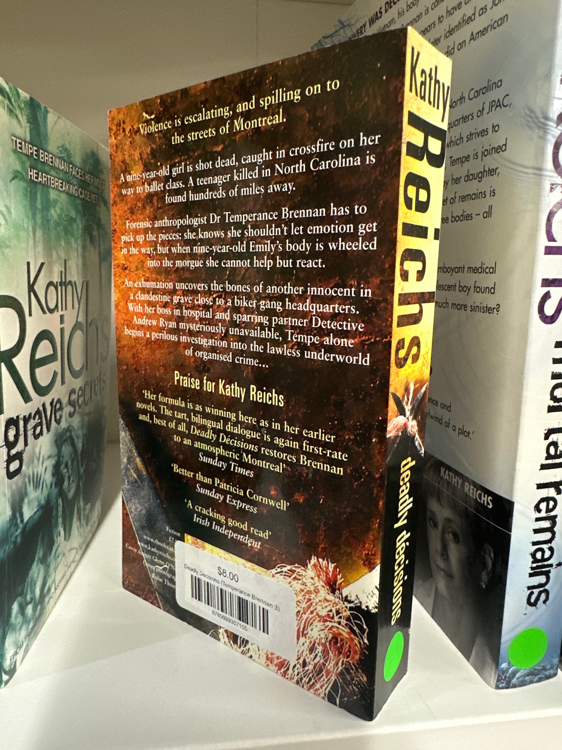 Deadly Decisions (Temperance Brennan 3)