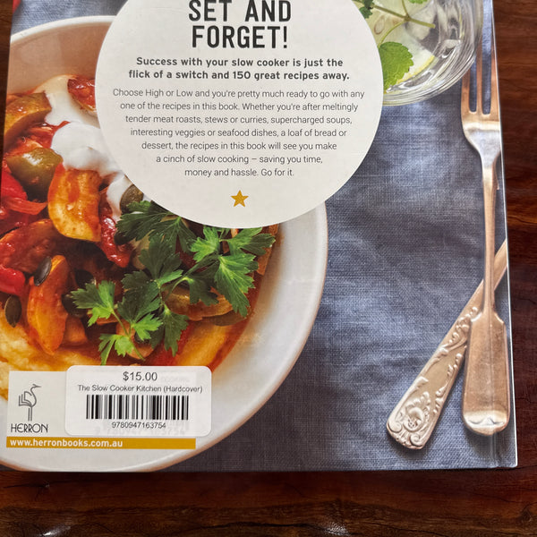 The Slow Cooker Kitchen (Hardcover)