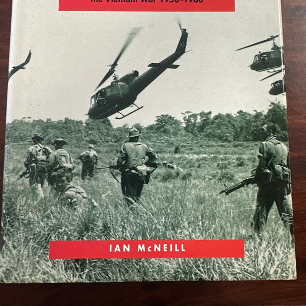 To Long Tan: The Australian Army and the Vietnam War 1950-1966 (The Official History of Australia's Involvement in Southeast Asian Conflicts 1948-19) (Hardcover)