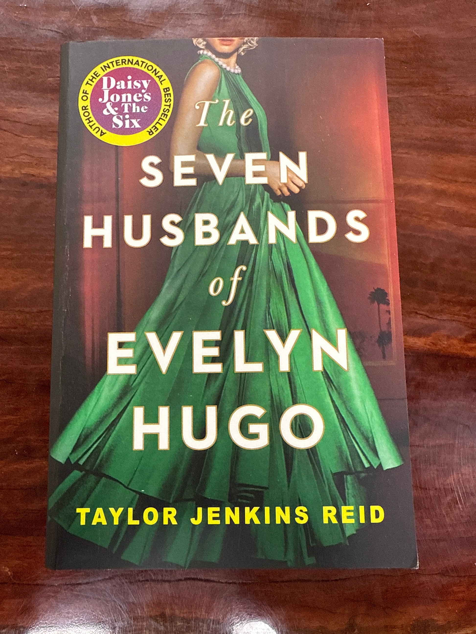 Seven Husbands of Evelyn Hugo