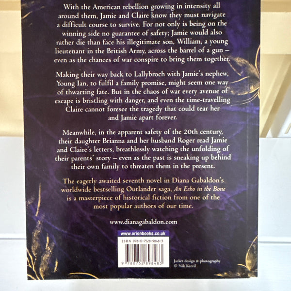 An Echo In The Bone (Outlander #7)