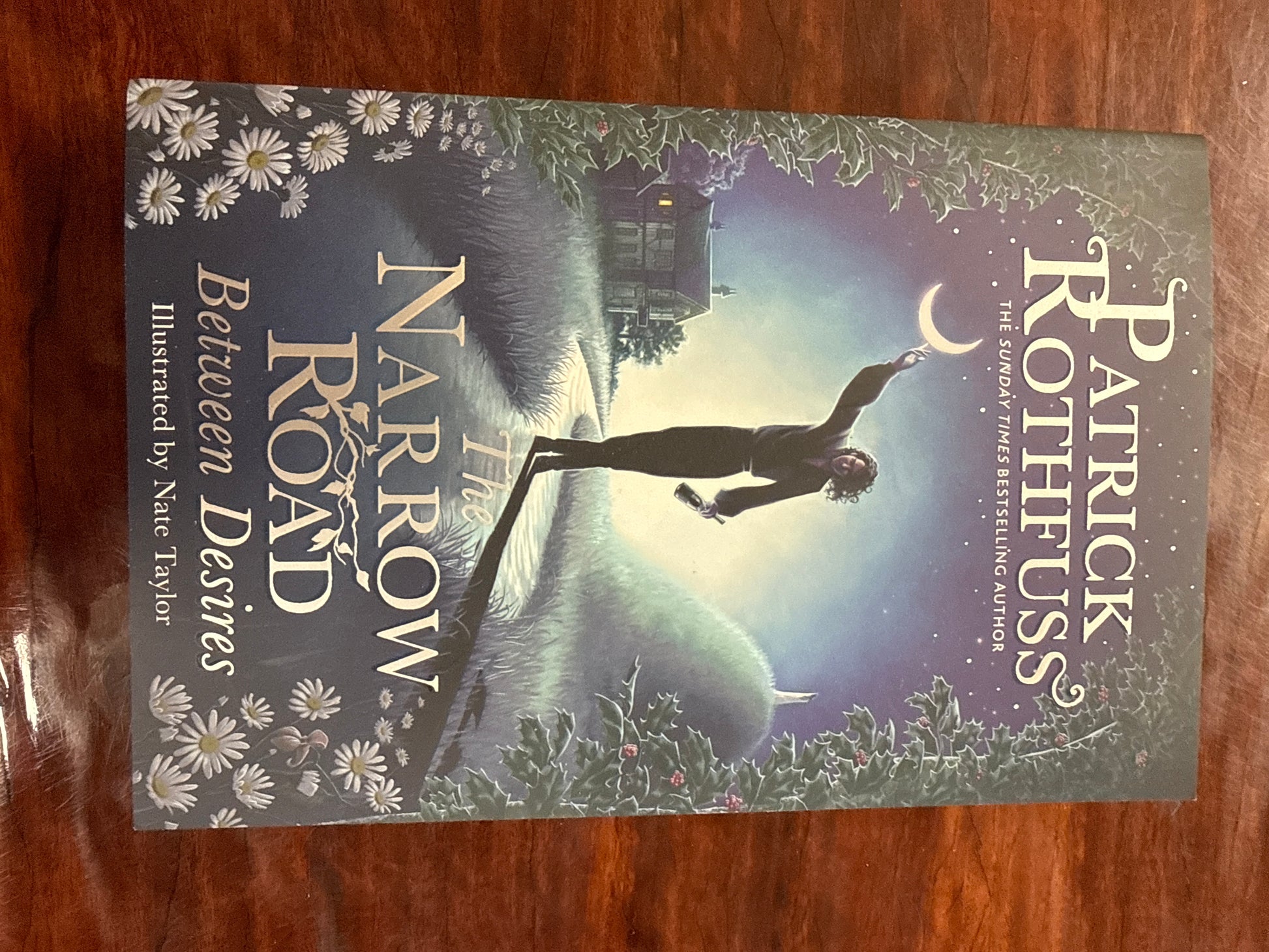 The Narrow Road Between Desires (The Kingkiller Chronicle #0.6)