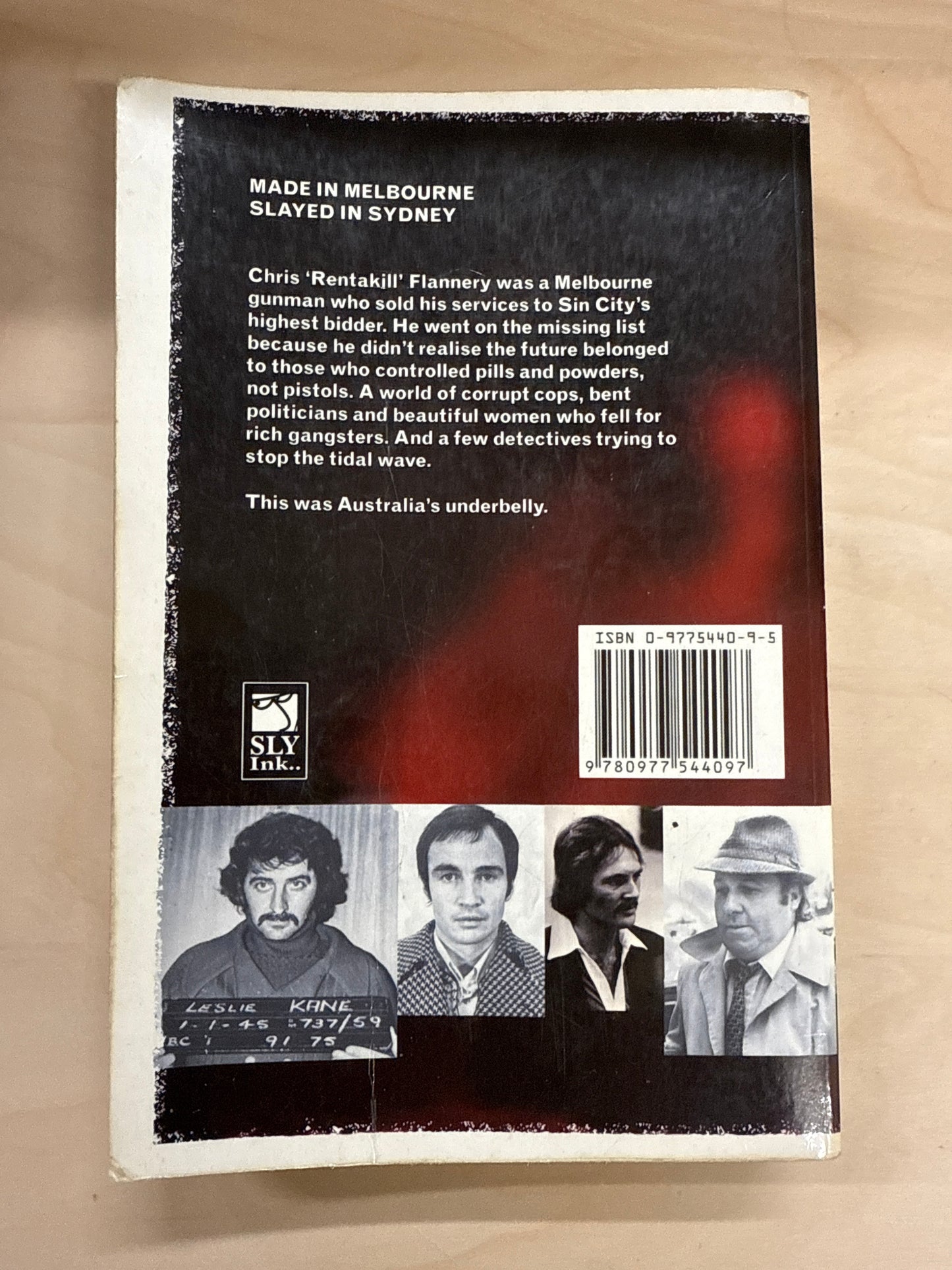 Underbelly : A Tale of Two Cities