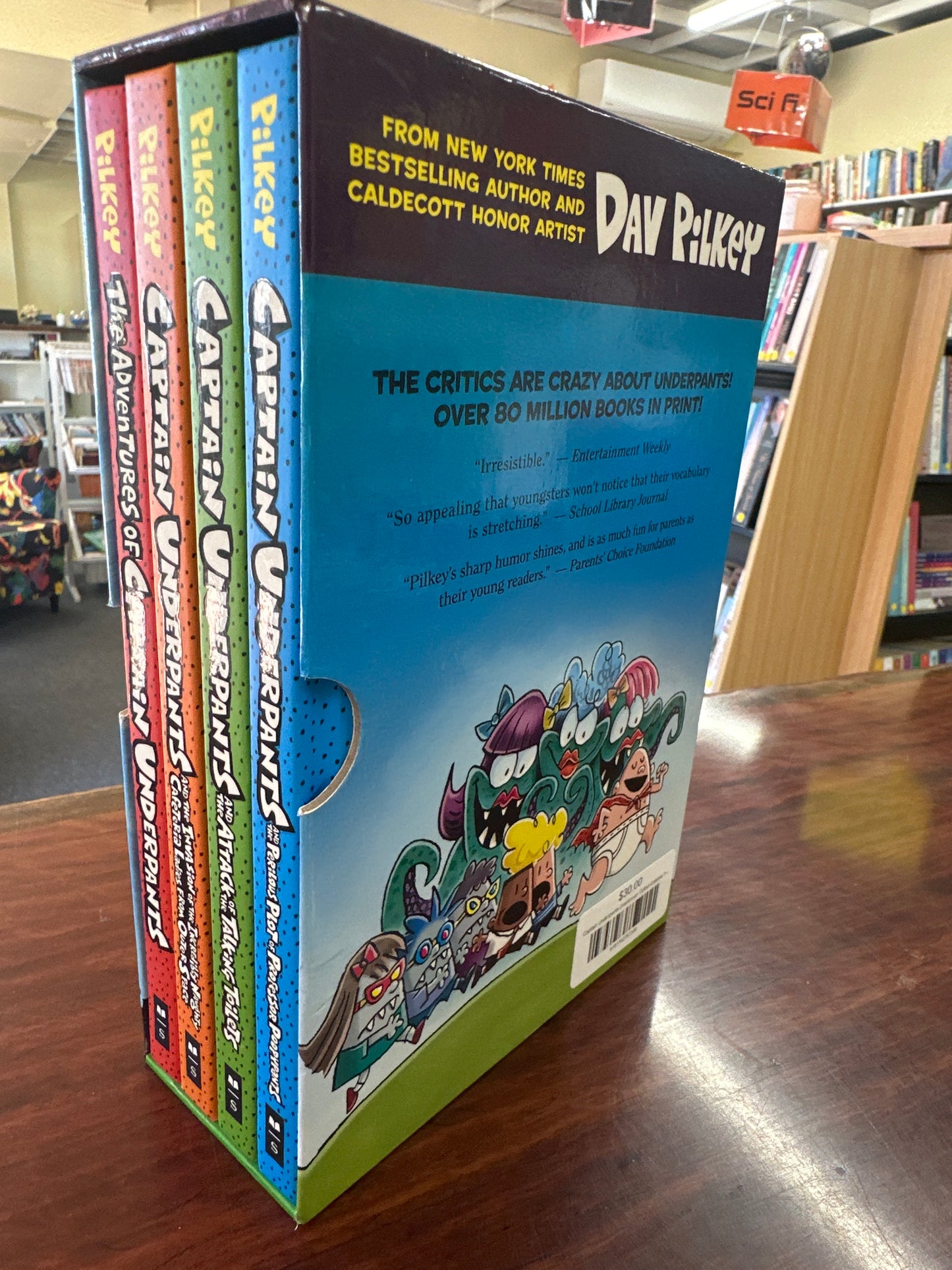 Captain Underpants (Hardcover Colour Editions 1-4 Boxed Set)