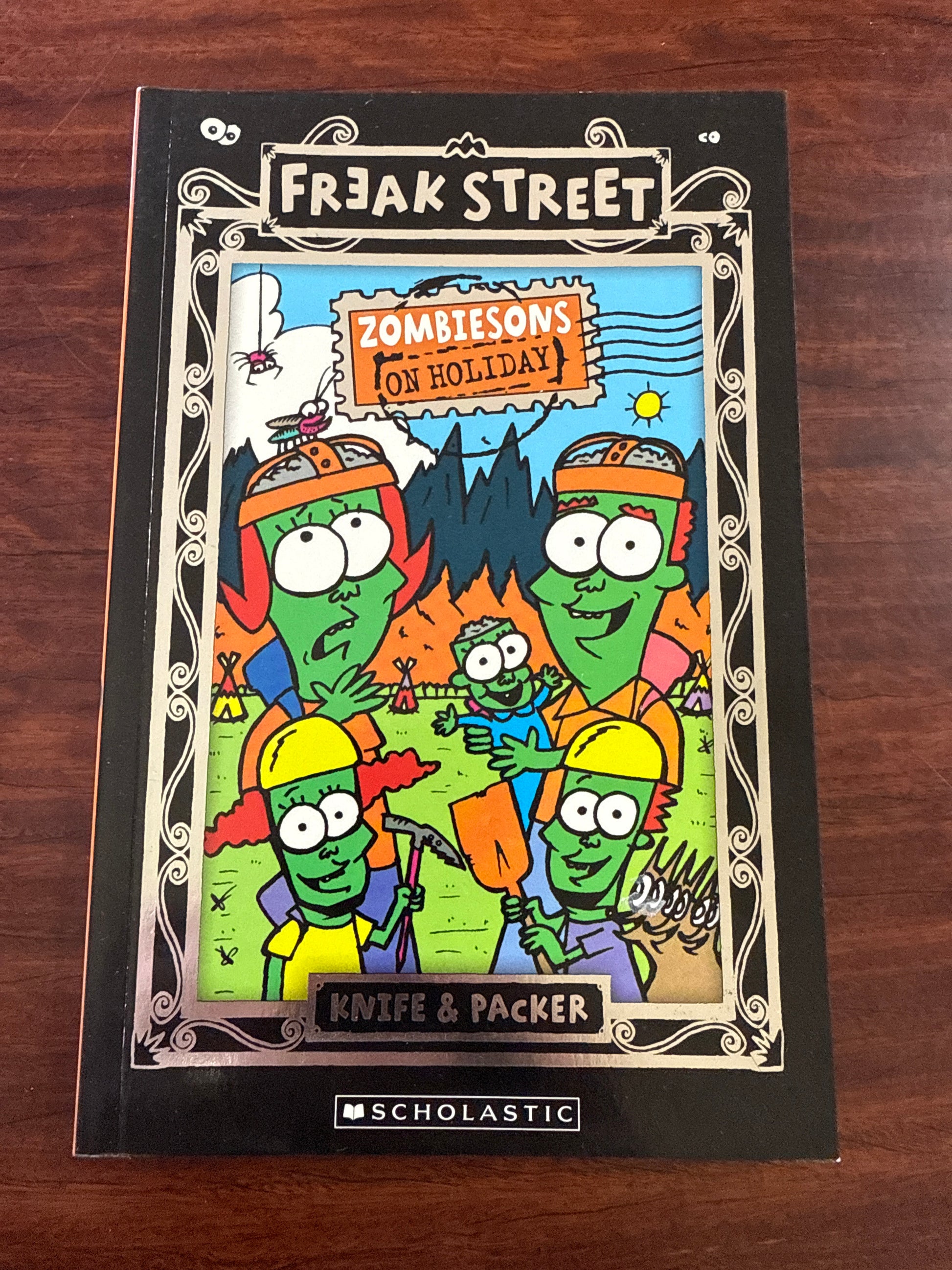 Zombiesons on Holiday (Freak Street #8)
