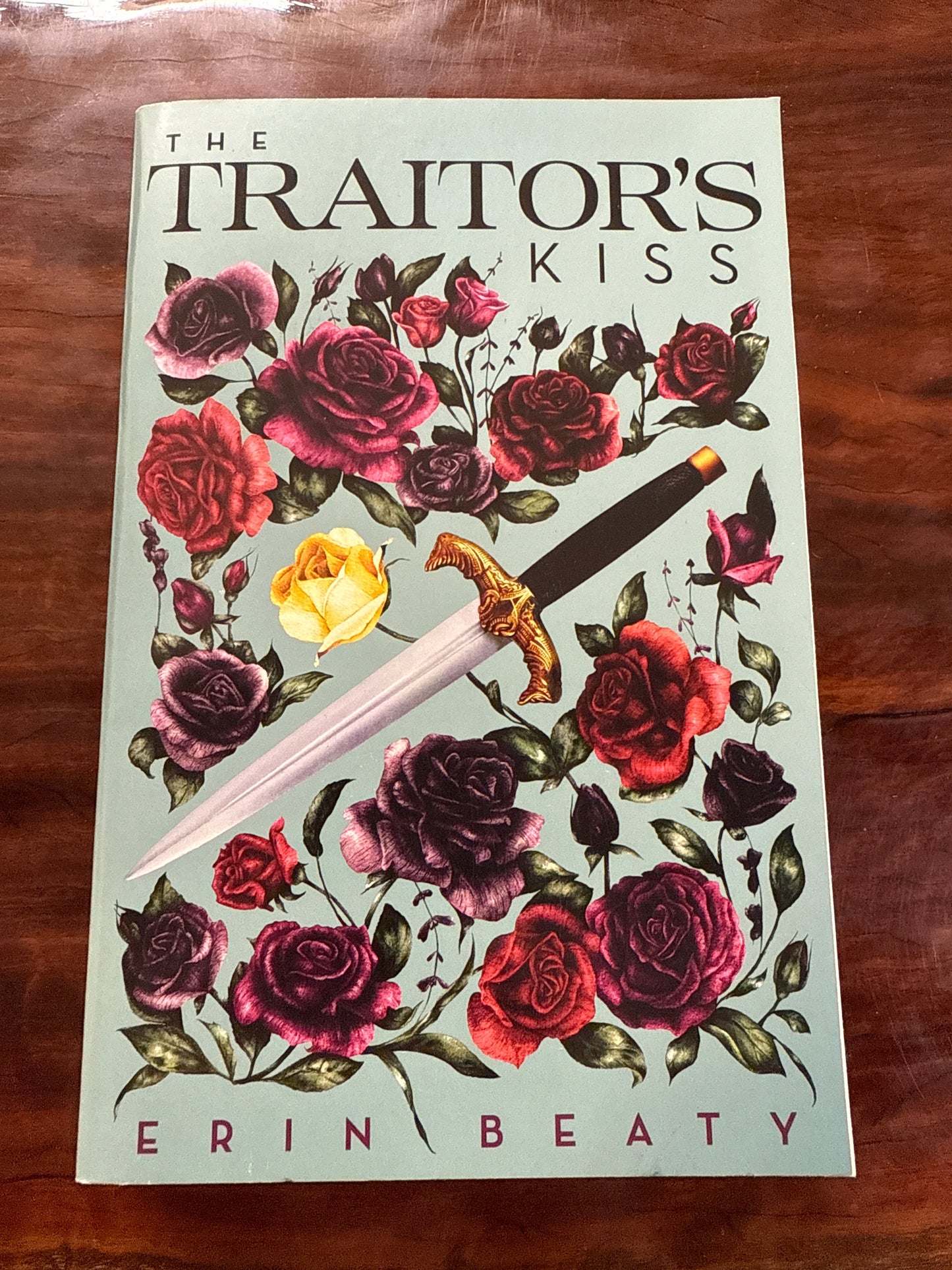 Traitor's Kiss (Traitor's Trilogy #1)
