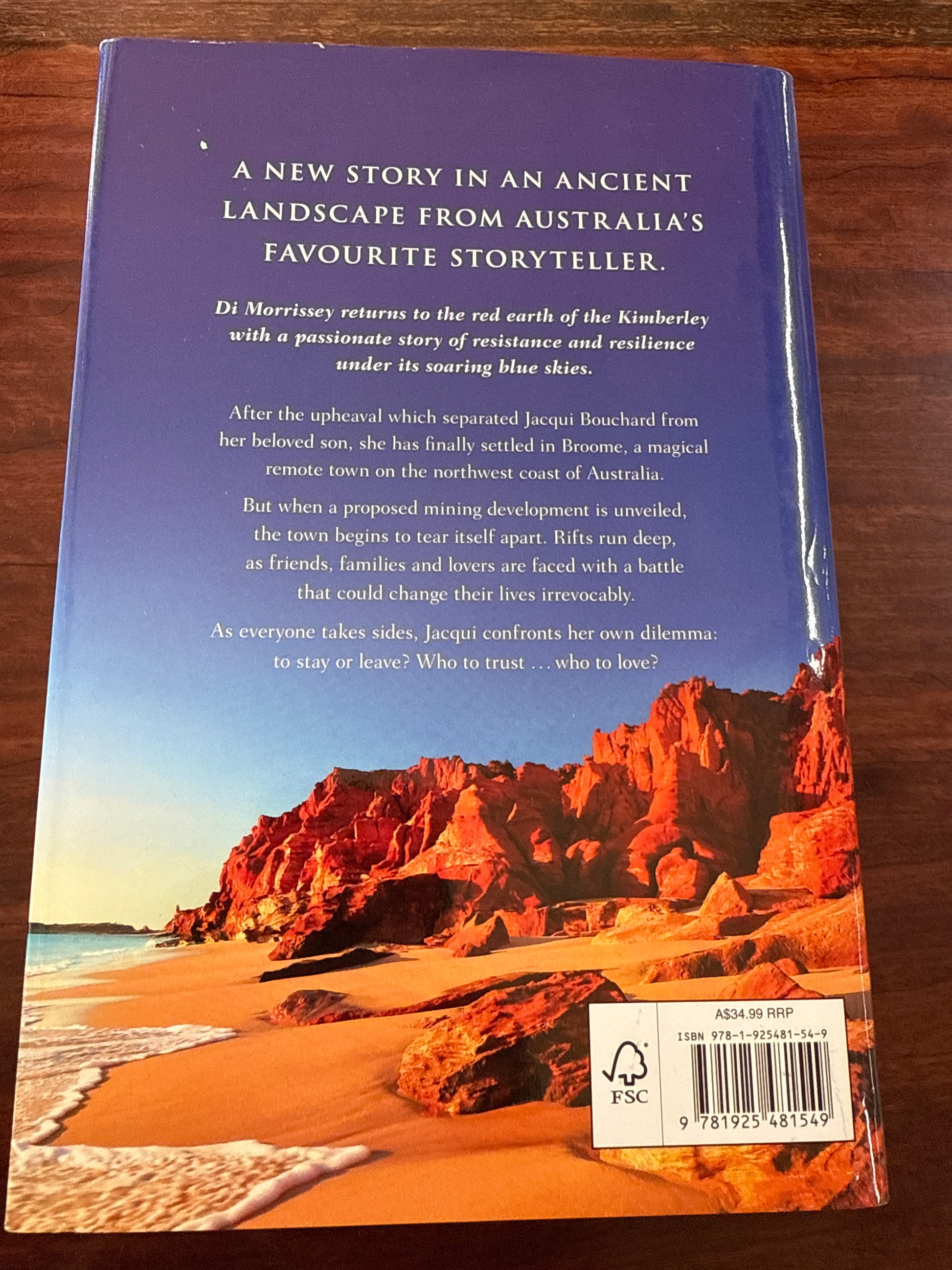 The Red Coast (Hardcover)