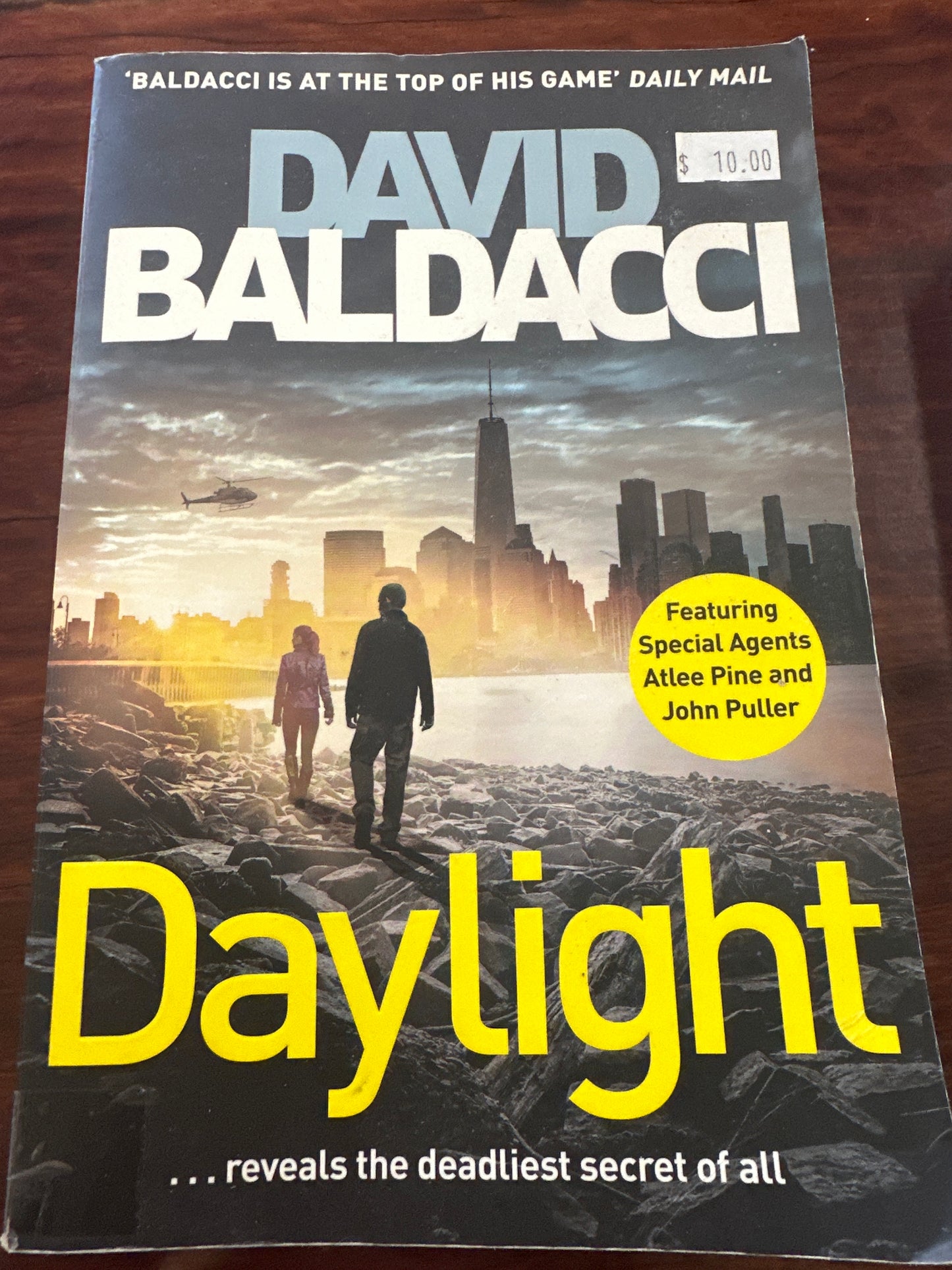 Daylight (Atlee Pine Book3)