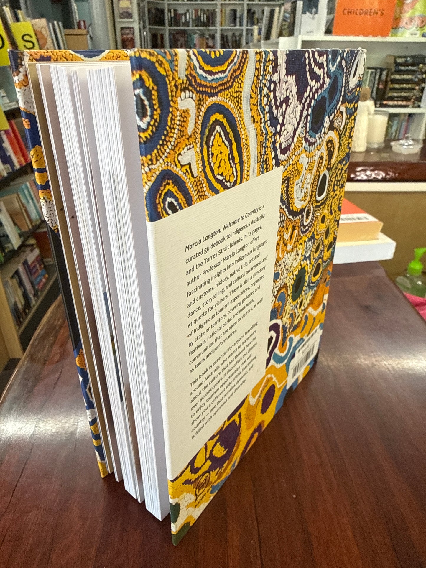 Welcome to Country: A Travel Guide to Indigenous Australia (Hardcover)