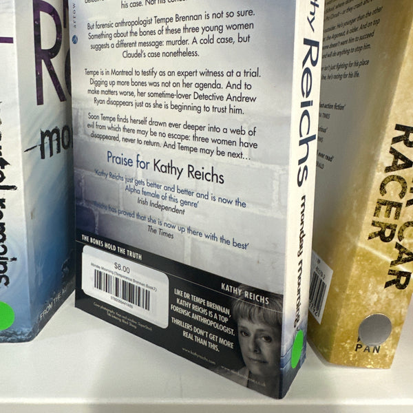 Monday Mourning (Temperance Brennan Book7)