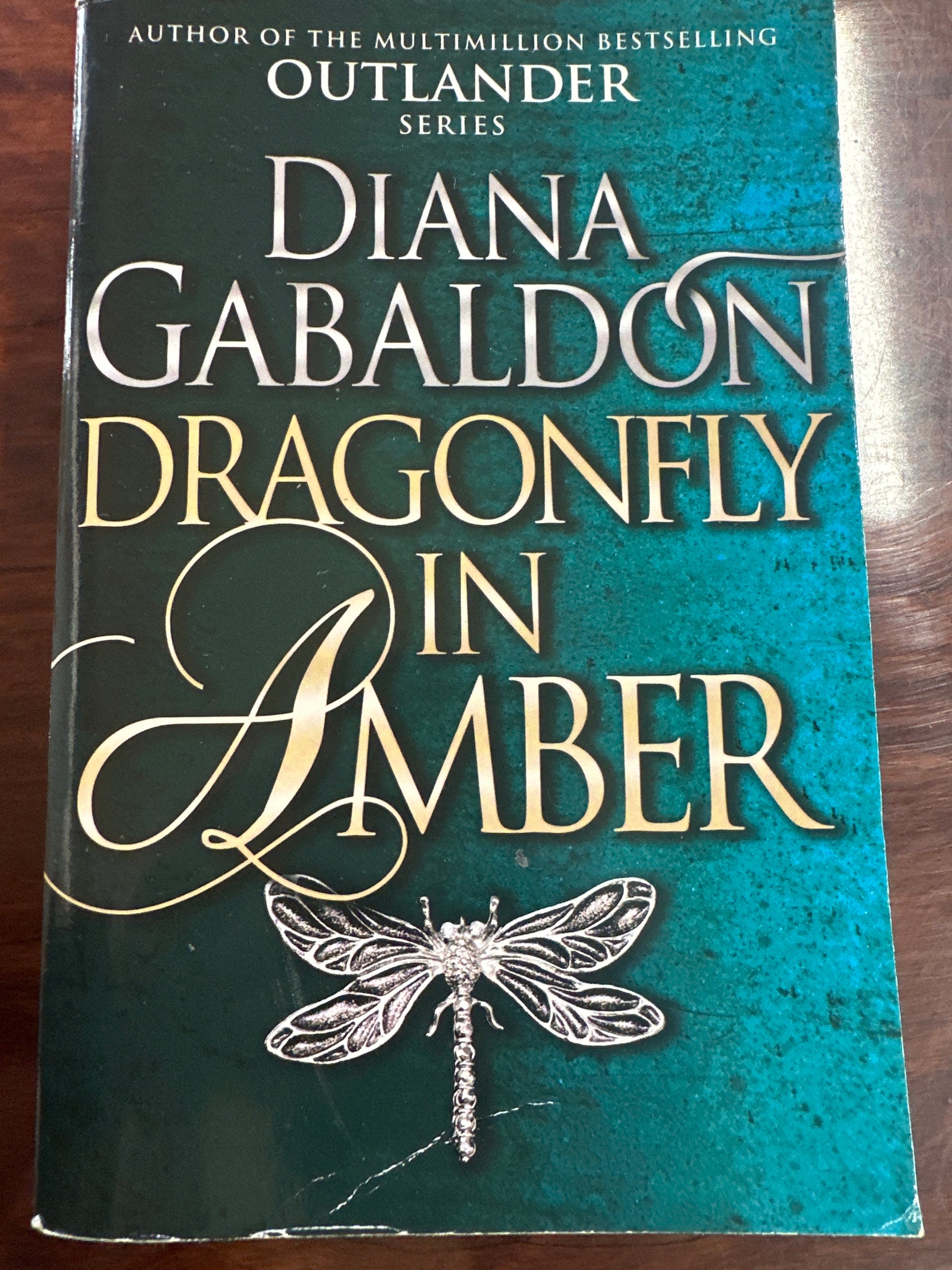 Dragonfly In Amber (Outlander 2)