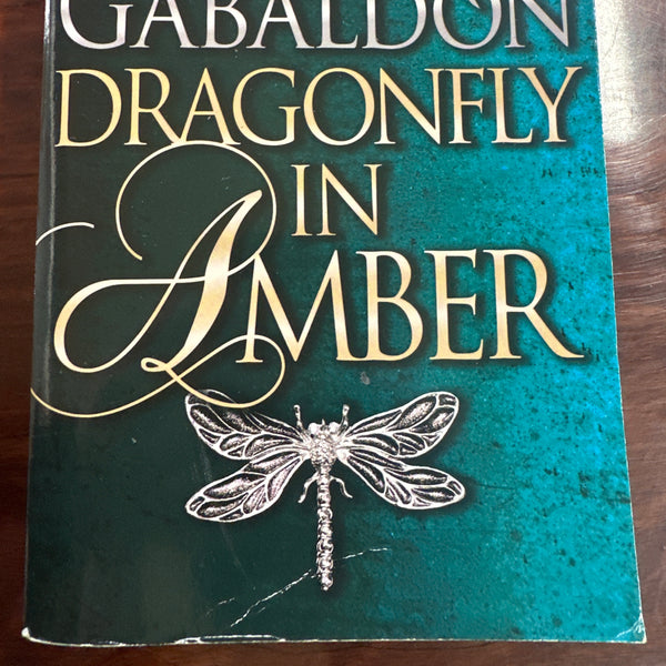Dragonfly In Amber (Outlander 2)