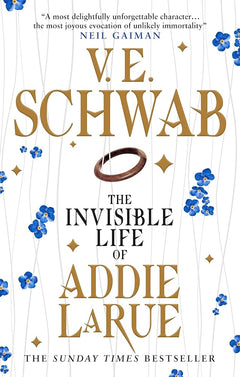 The Invisible Life of Addie LaRue (International Edition)