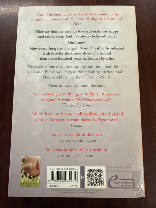 Delirium (Delirium Trilogy #1)