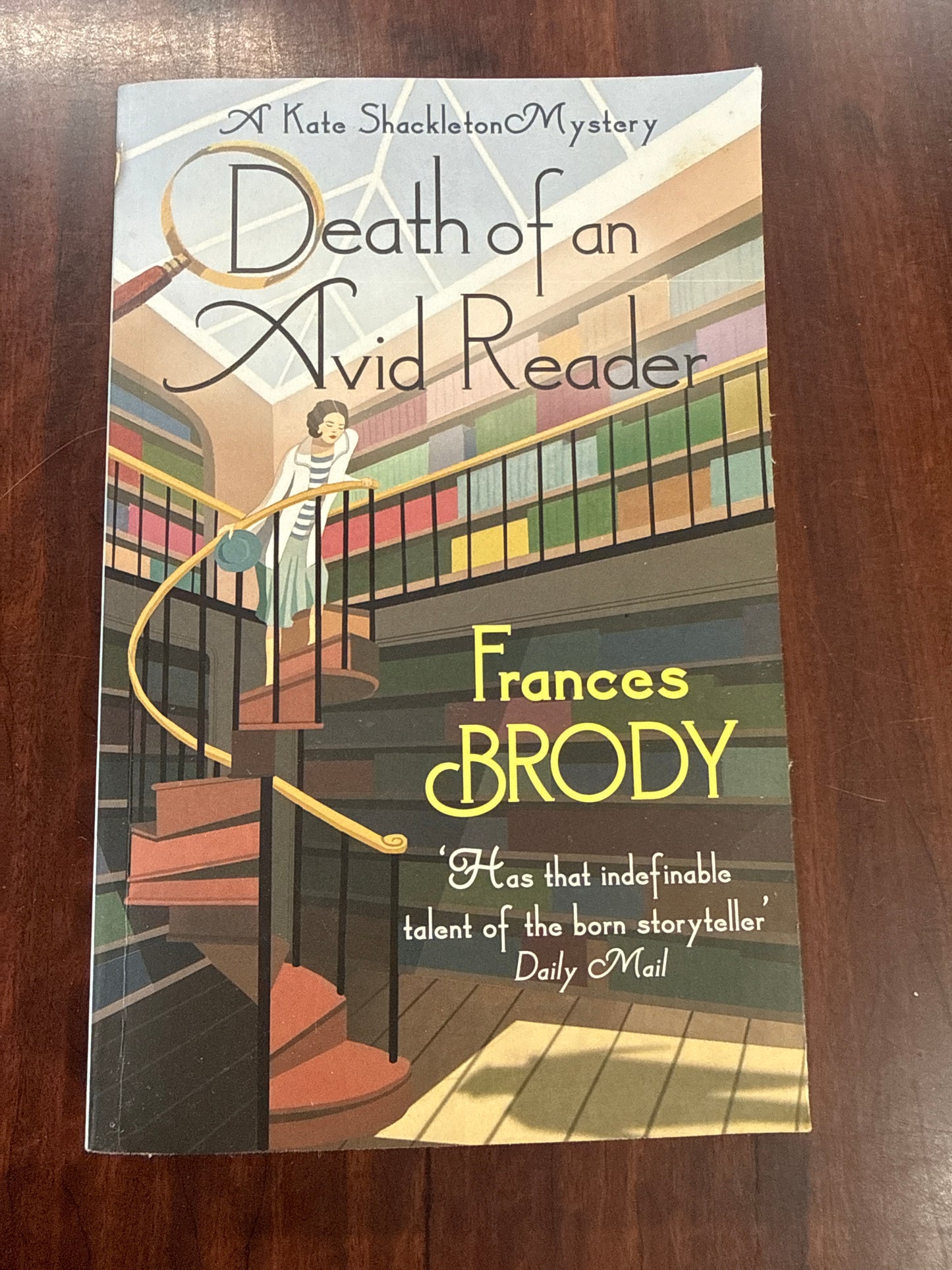 Death of an Avid Reader (Kate Shackleton #6)