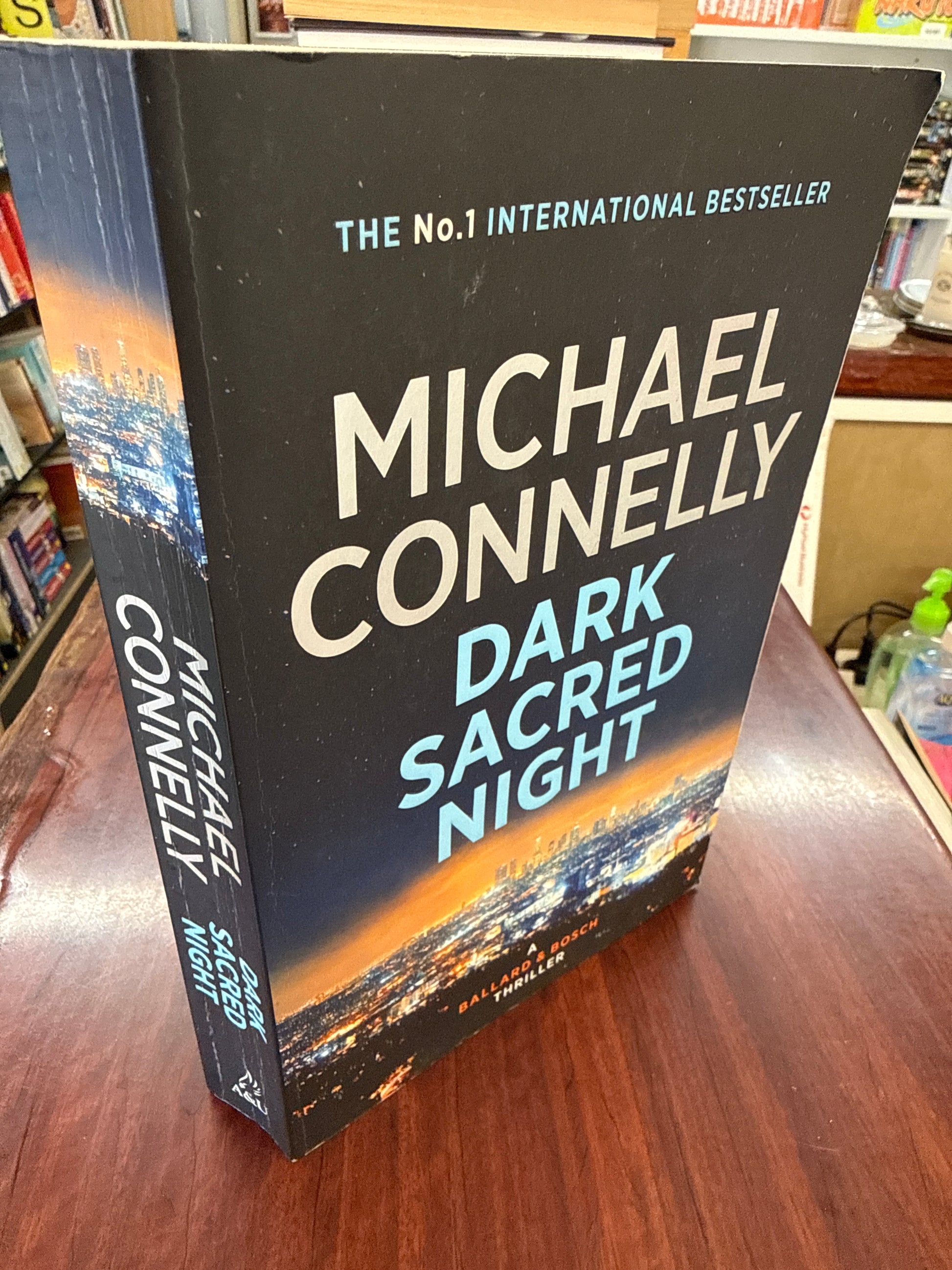 Dark Sacred Night (Renée Ballard #2)