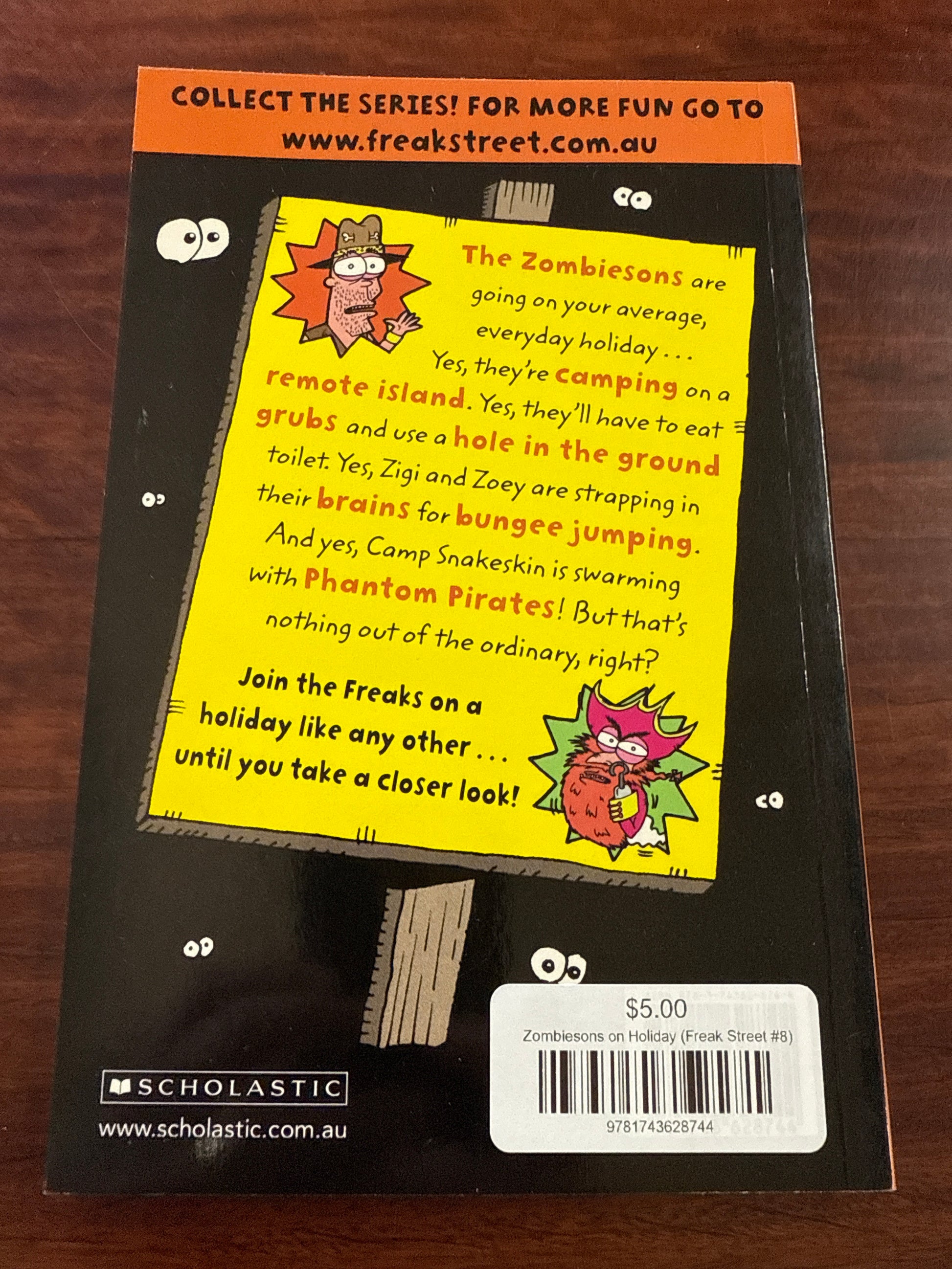 Zombiesons on Holiday (Freak Street #8)