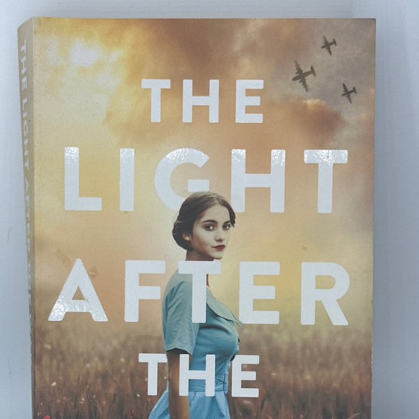 Anita Abriel The Light After the War actual front cover used books