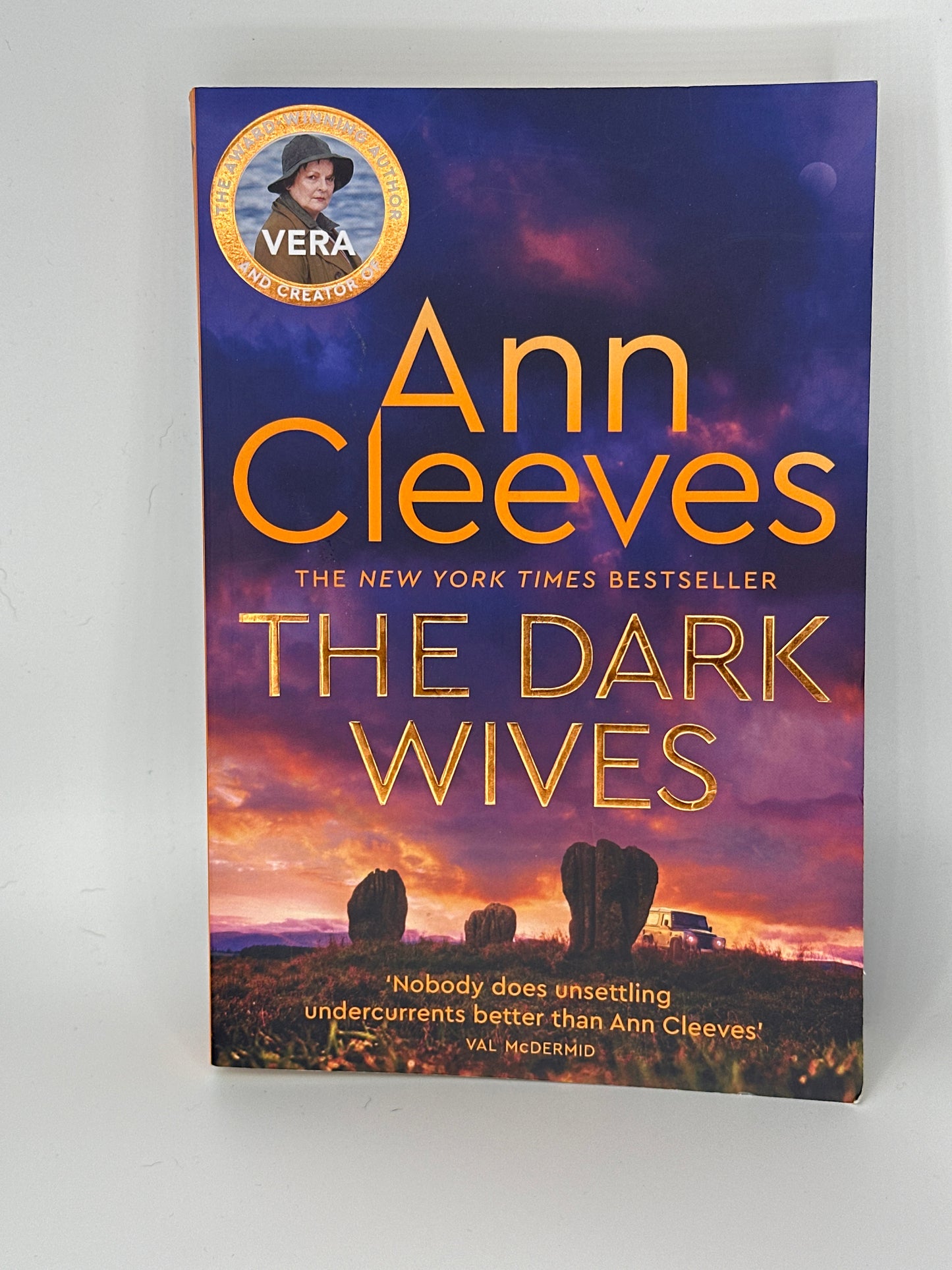 Ann Cleeves The Dark Wives: A Vera Stanhope Novel 11 actual cover used books