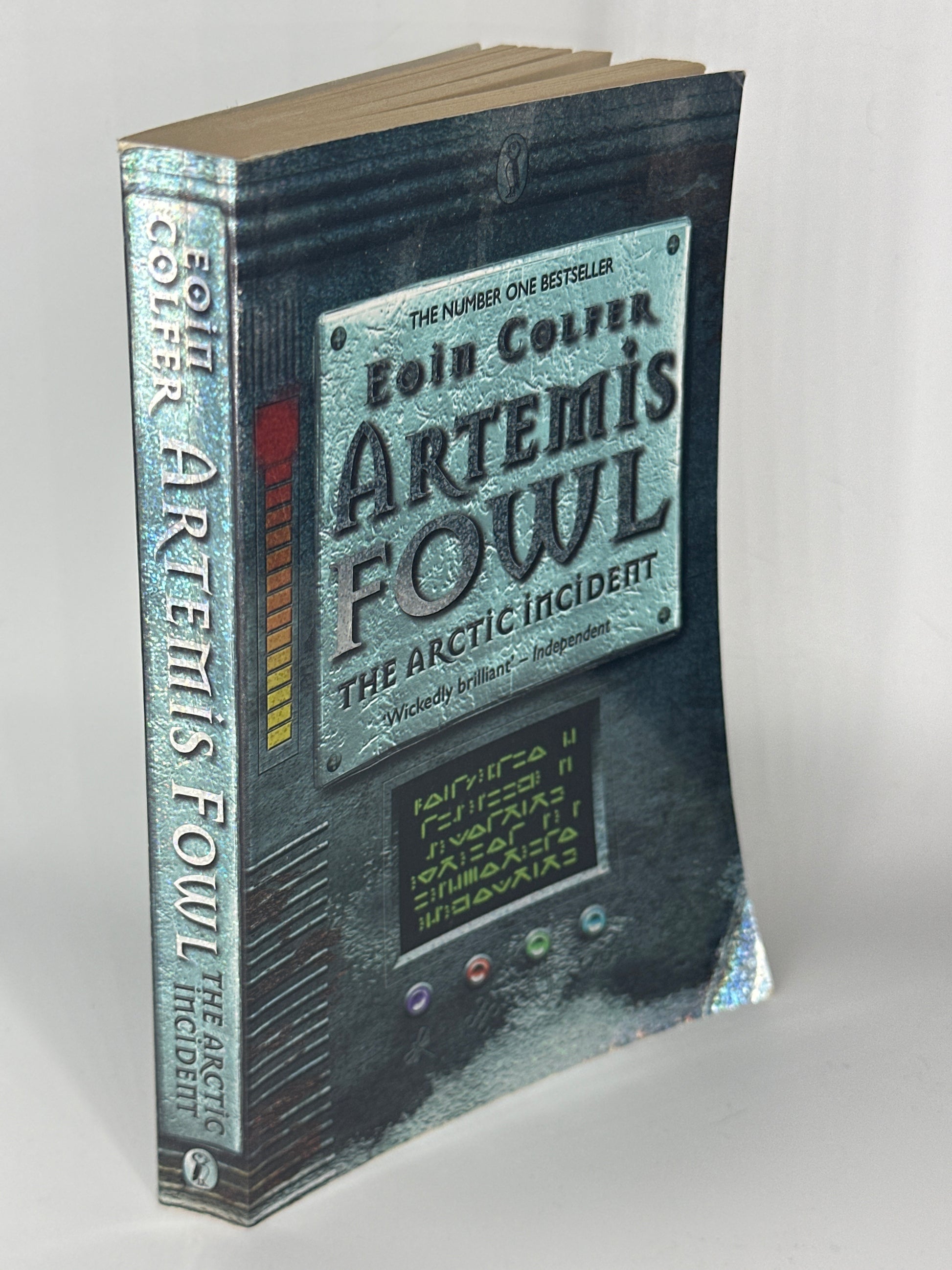 Colfer Artemis Fowl The Arctic Incident spine image