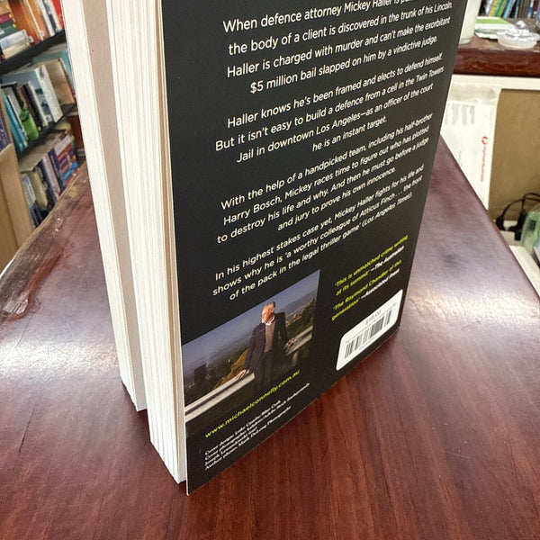 The Law of Innocence (The Lincoln Lawyer #6)