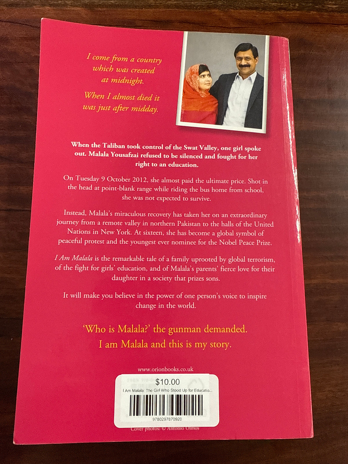 I Am Malala: The Girl Who Stood Up for Education and was Shot by the Taliban