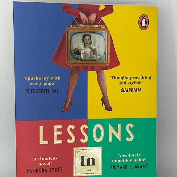 Bonnie Garmus Lessons in Chemistry actual front cover used books