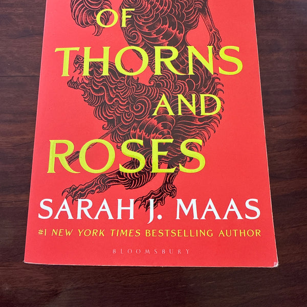 Court Of Thorns & Roses