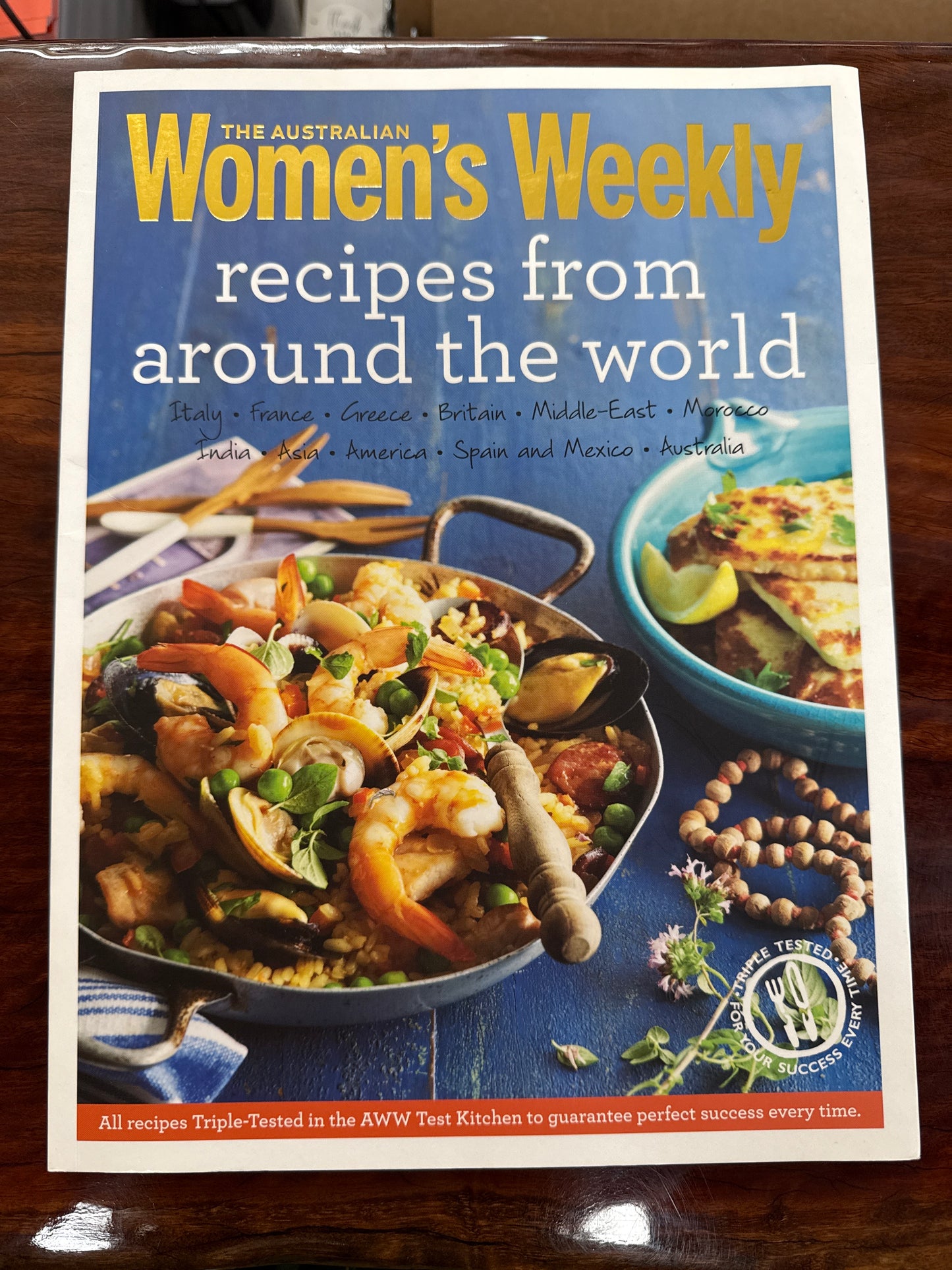 Recipes from Around the World: (The Australian Women's Weekly: New Essentials)