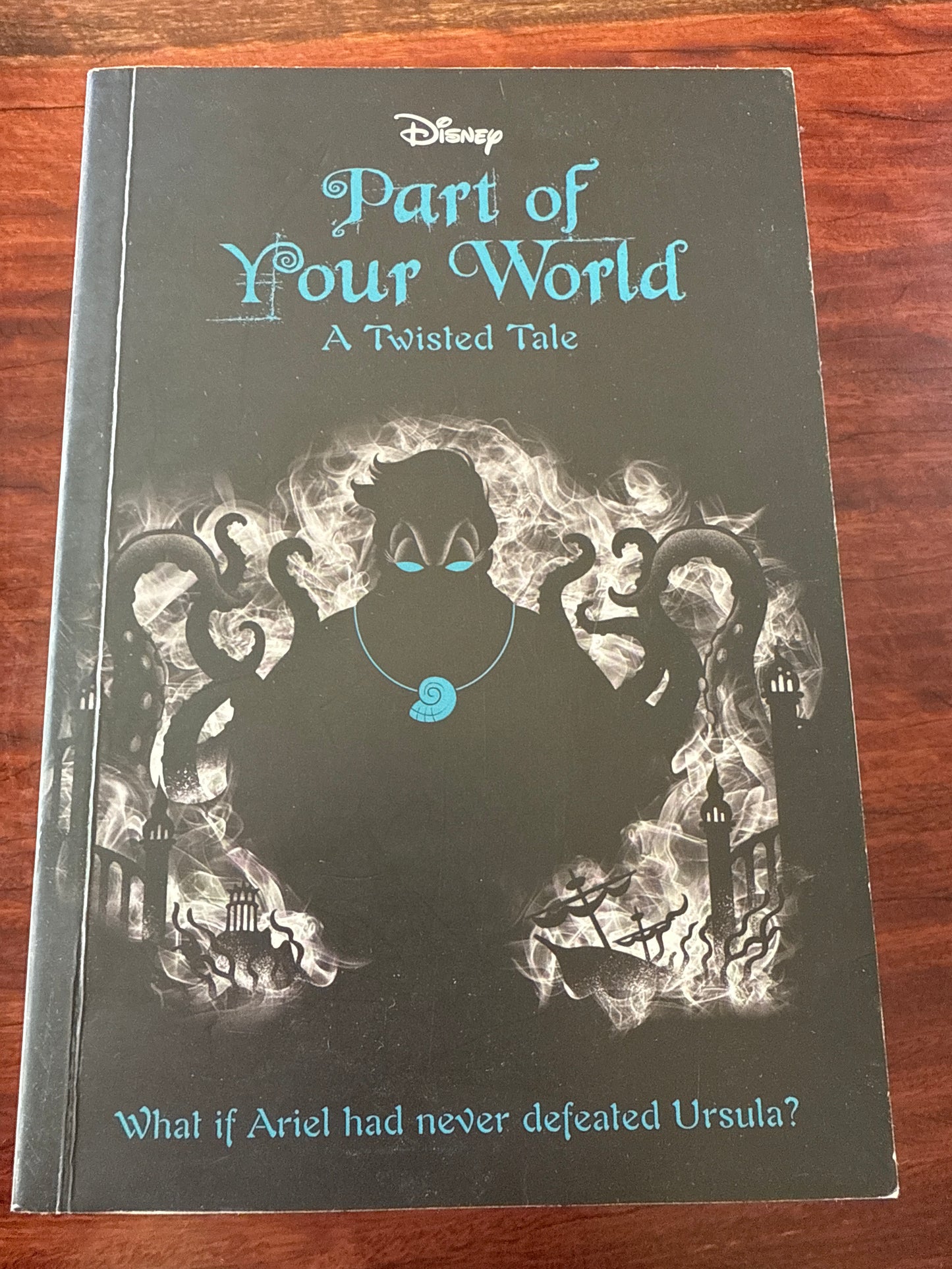 Disney: Twisted Tales Collection (Books 1-3 and Journal)