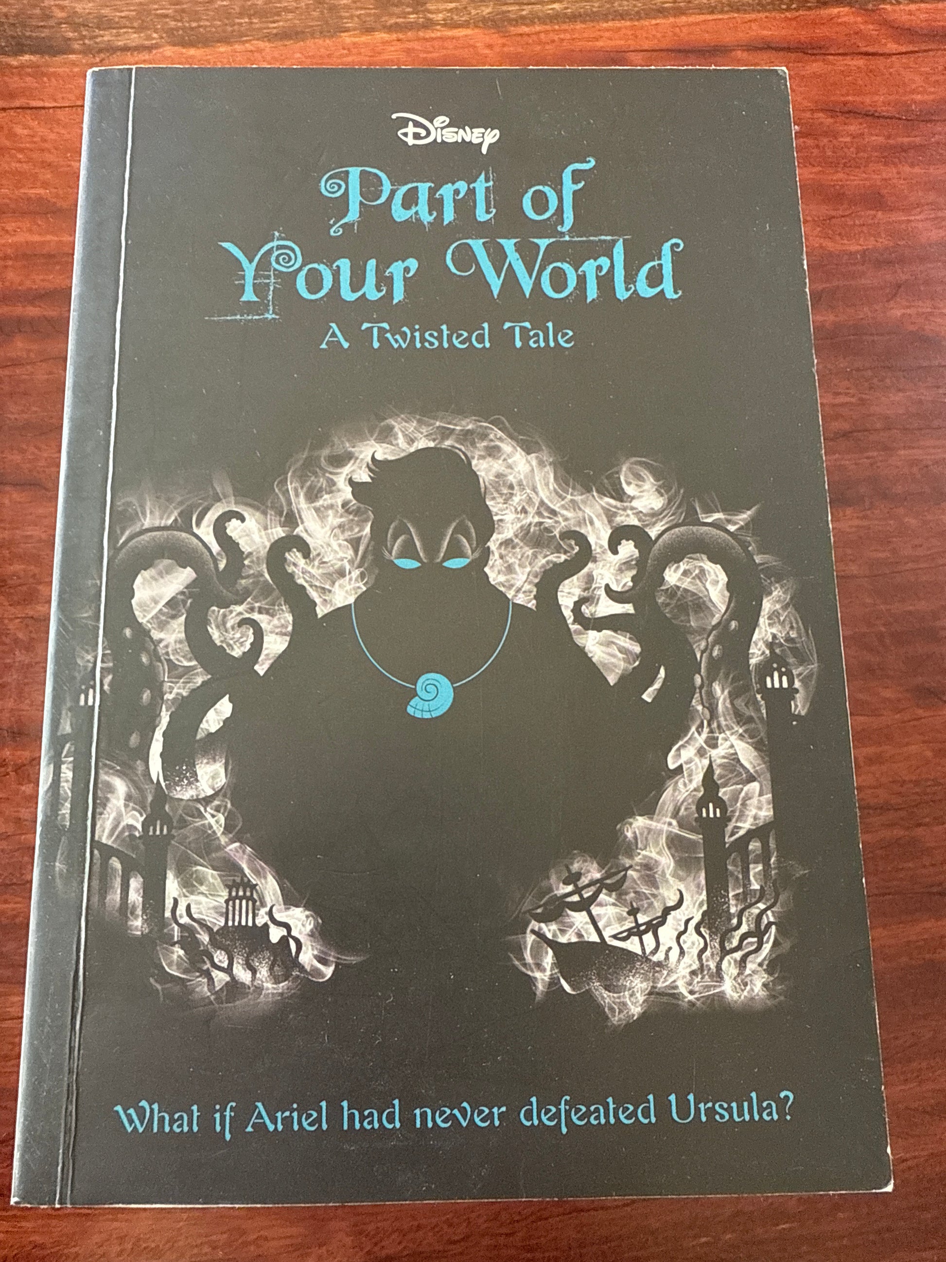 Disney: Twisted Tales Collection (Books 1-3 and Journal)