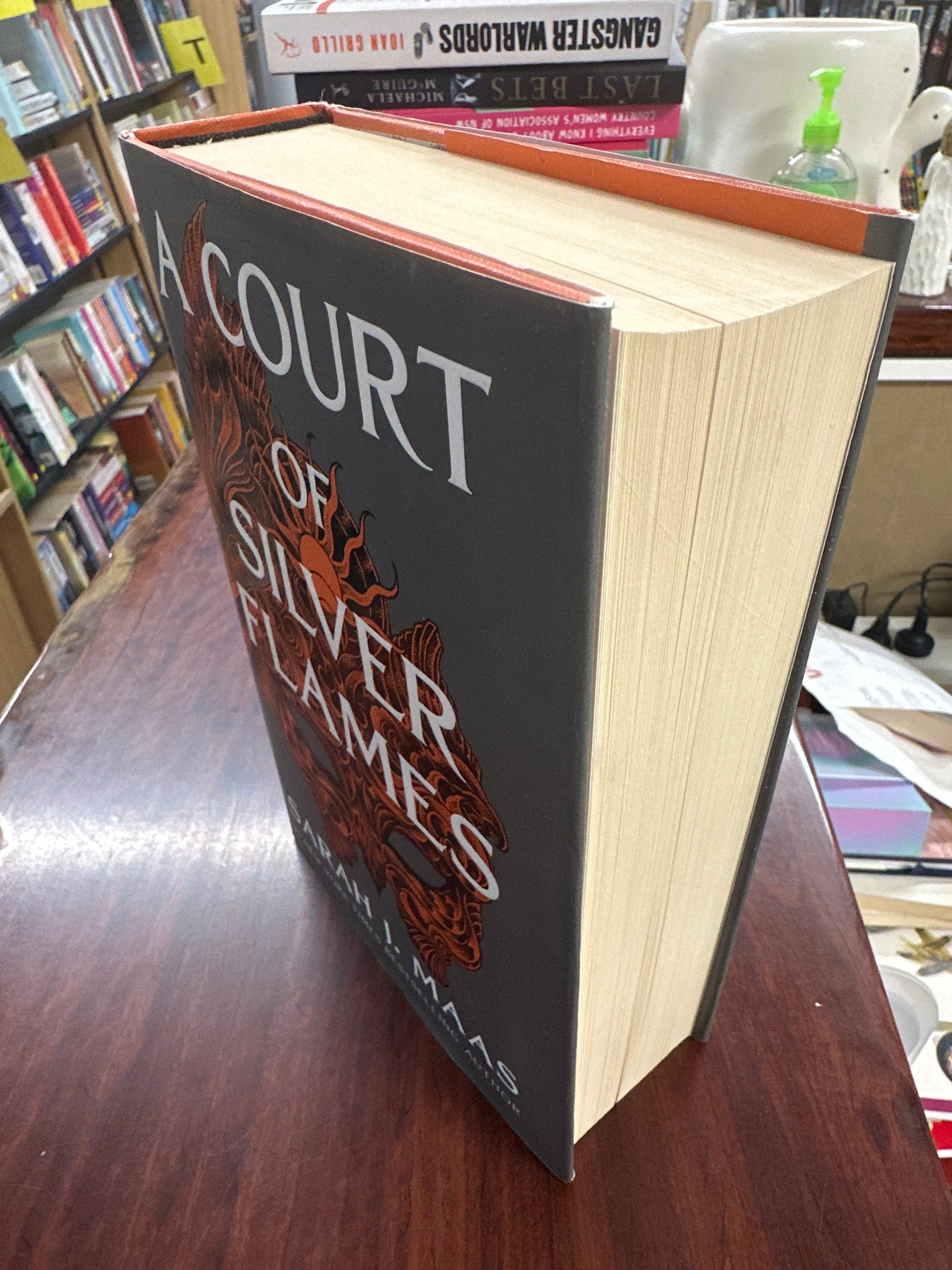 A Court of Silver Flames