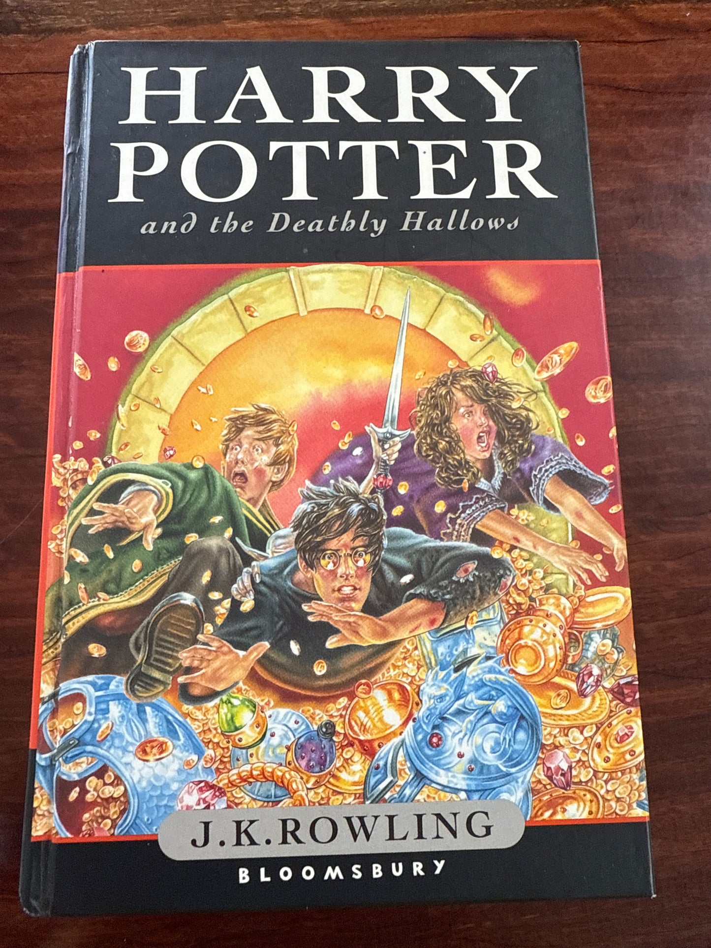 Harry Potter and the Deathly Hallows (Book7) (hardcover)
