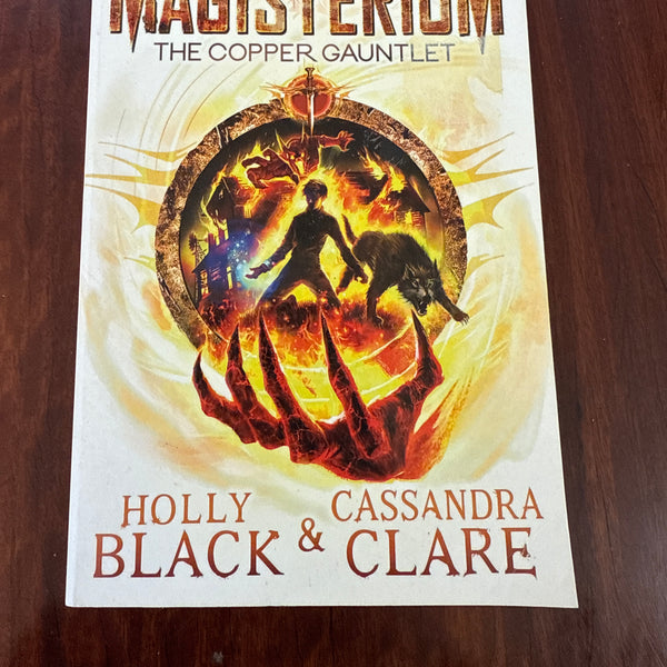 The Copper Gauntlet (Magisterium #2)