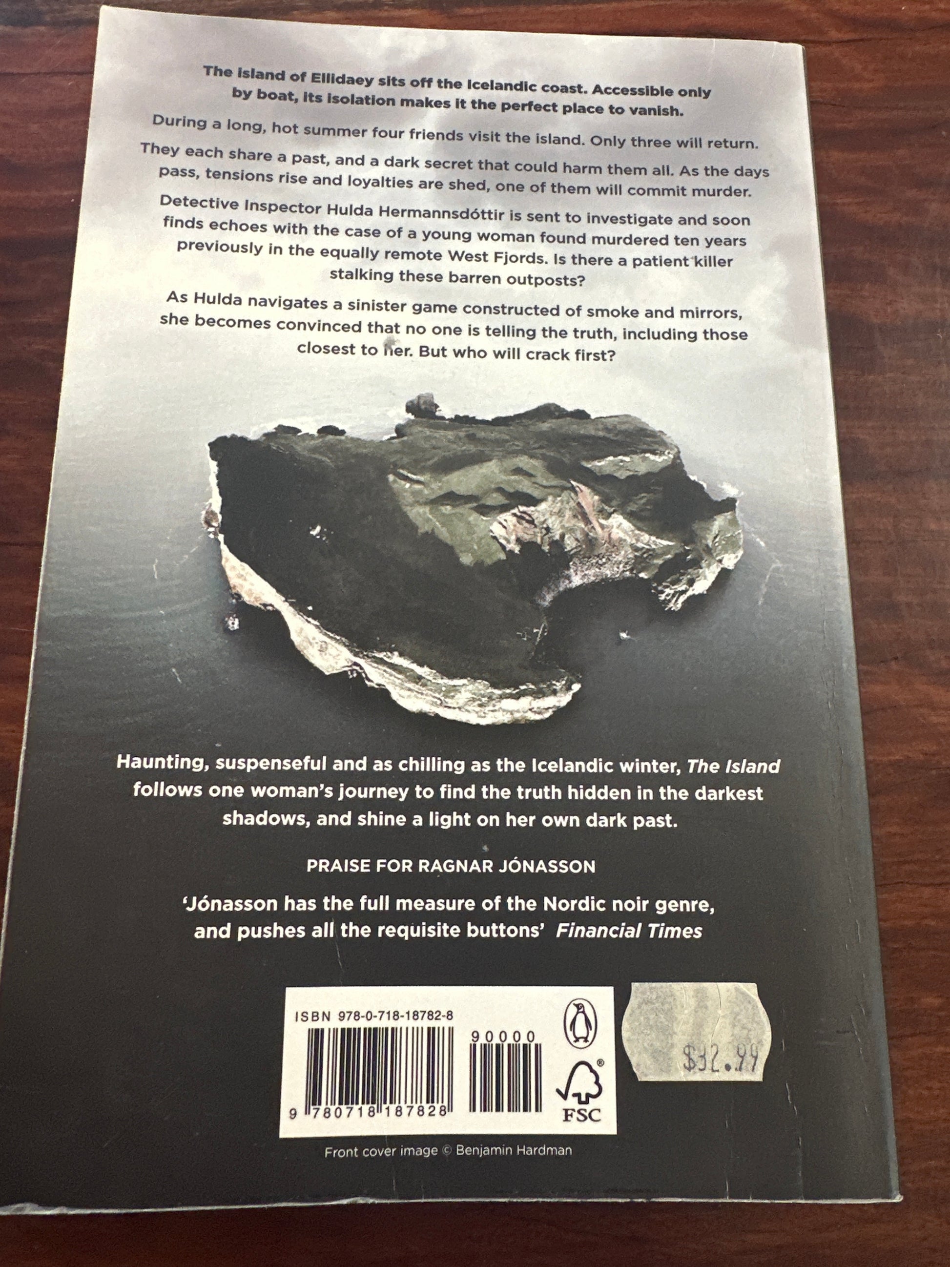 The Island (Hidden Iceland Book2)