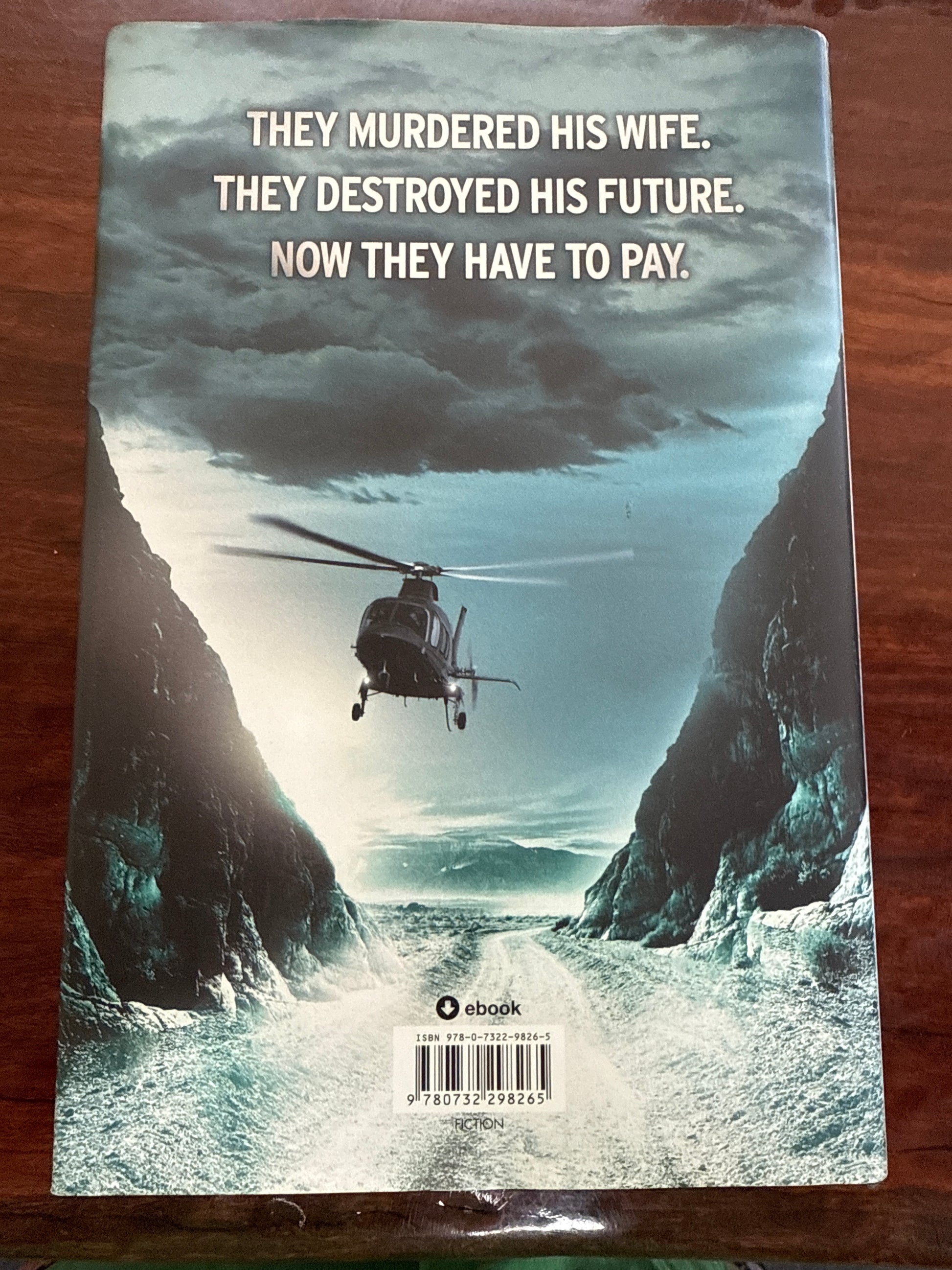 Predator (Hector Cross #3) (Hardcover)