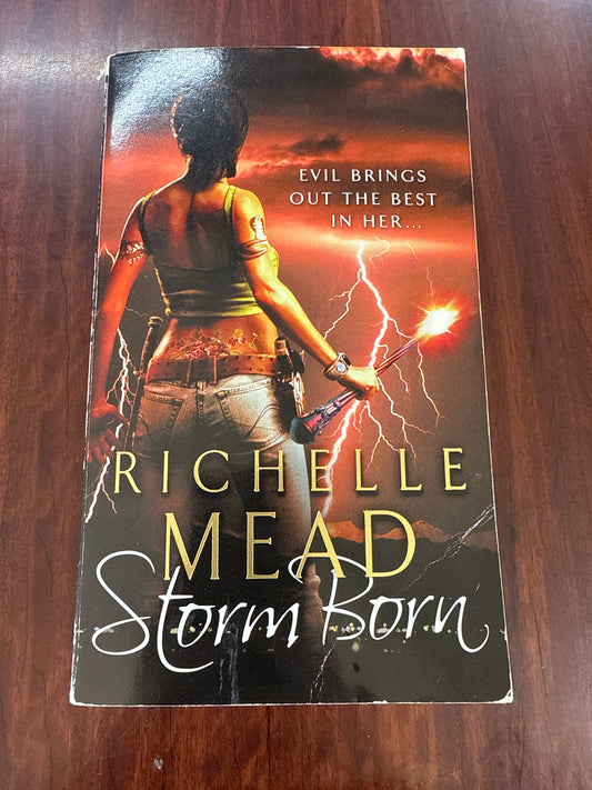 Storm Born (Dark Swan #1)