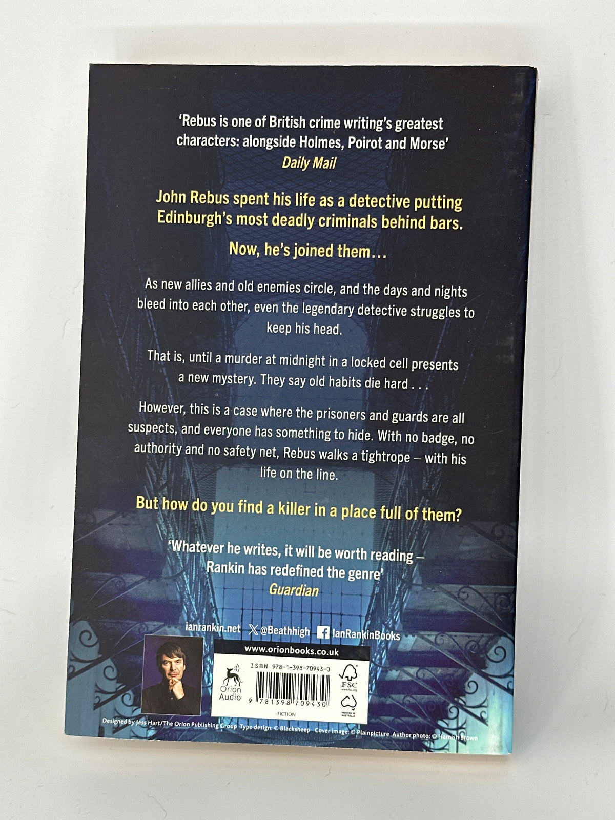 Midnight and Blue (Inspector Rebus #25)