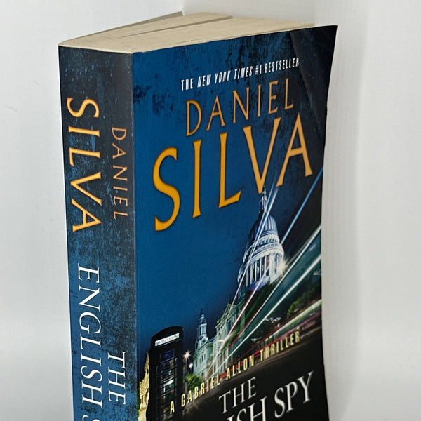 Daniel Silva The English Spy actual spine used books